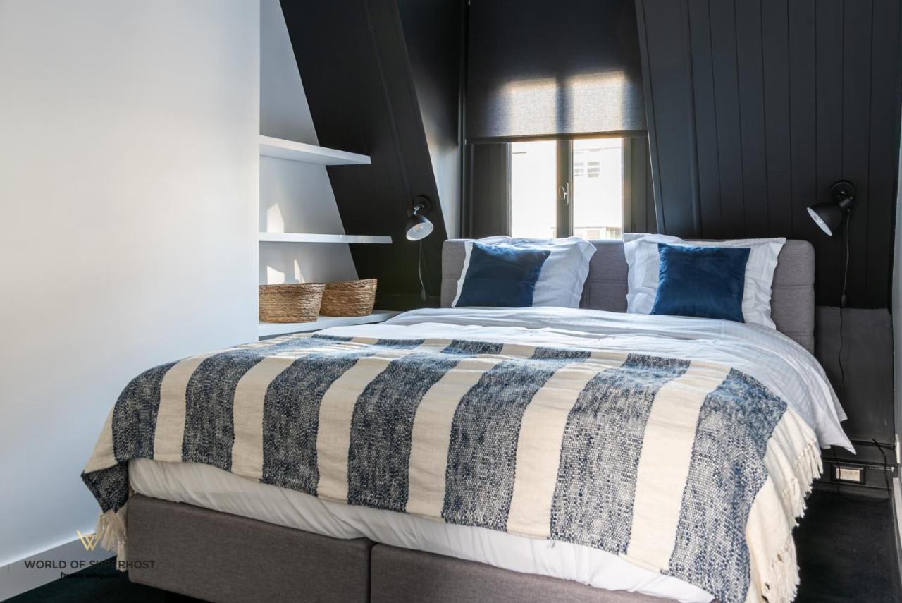 Beautiful Spacious In A Newly Renovated Old Townhouse *
